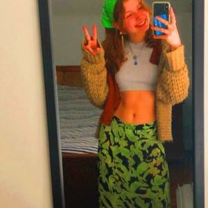 Meet your Posher, Maya